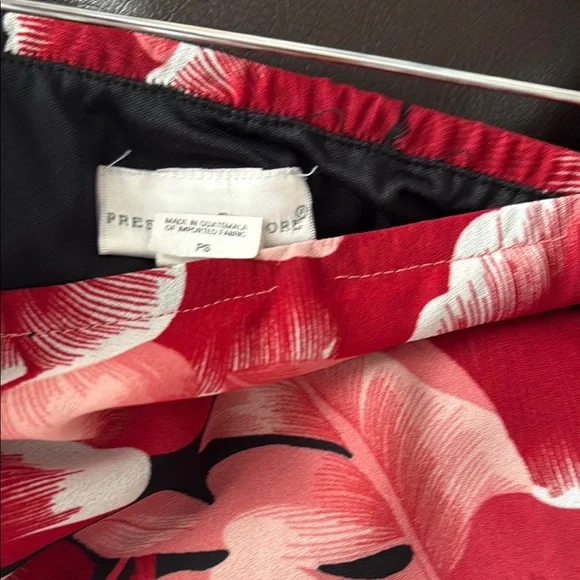 Preswick & Moore Y2K Floral Red and Pink Women's Skirt - Picture 3 of 5